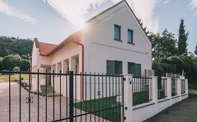 Kardamom Studio Apartman